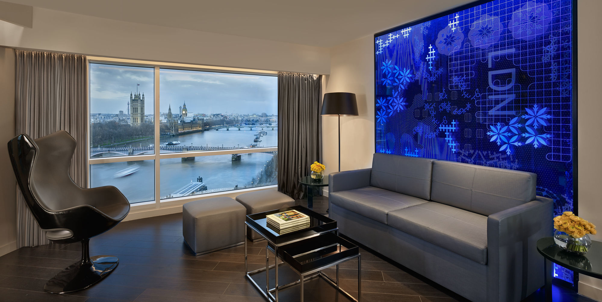 Plaza On The River London Interior photo A suite at the InterContinental London The O2